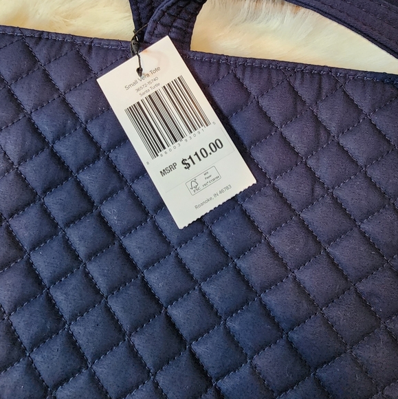 Vera Bradley Cotton Santa Turtle Tote Bag - Picture 8 of 10